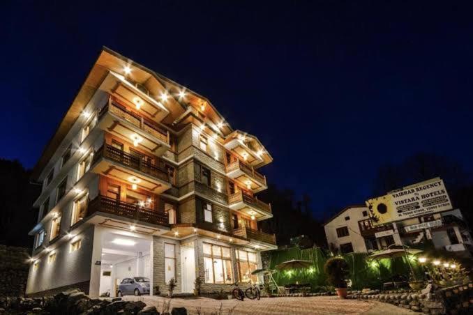 Royal Rajasthan Regency - Hotel & Restaurant Manāli Exterior foto